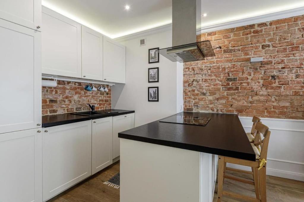 Central Wroclaw Apartment - City Center - Bright And Cozy - U11 Exterior photo