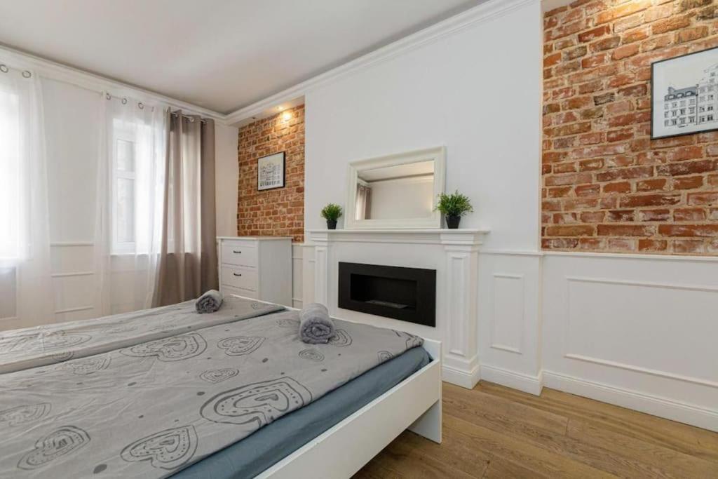Central Wroclaw Apartment - City Center - Bright And Cozy - U11 Exterior photo