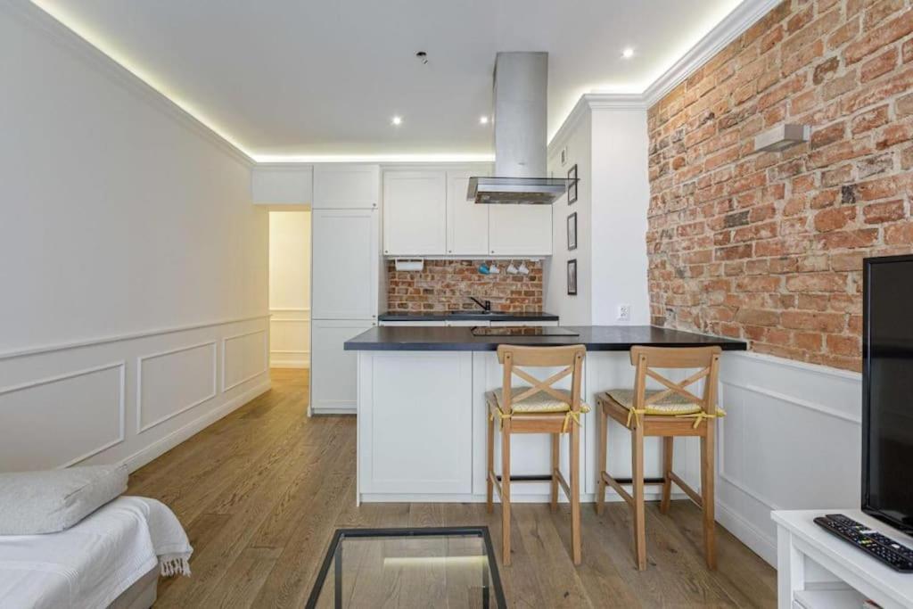 Central Wroclaw Apartment - City Center - Bright And Cozy - U11 Exterior photo